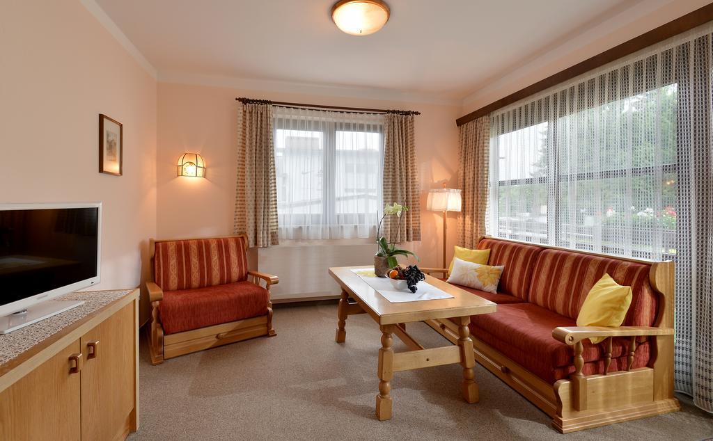 Cafe Rainer Apartment ซางค์ท โยฮันน์ อิน ทิโรล ภายนอก รูปภาพ